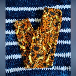 LuLaRoe OS Tigger Leggings